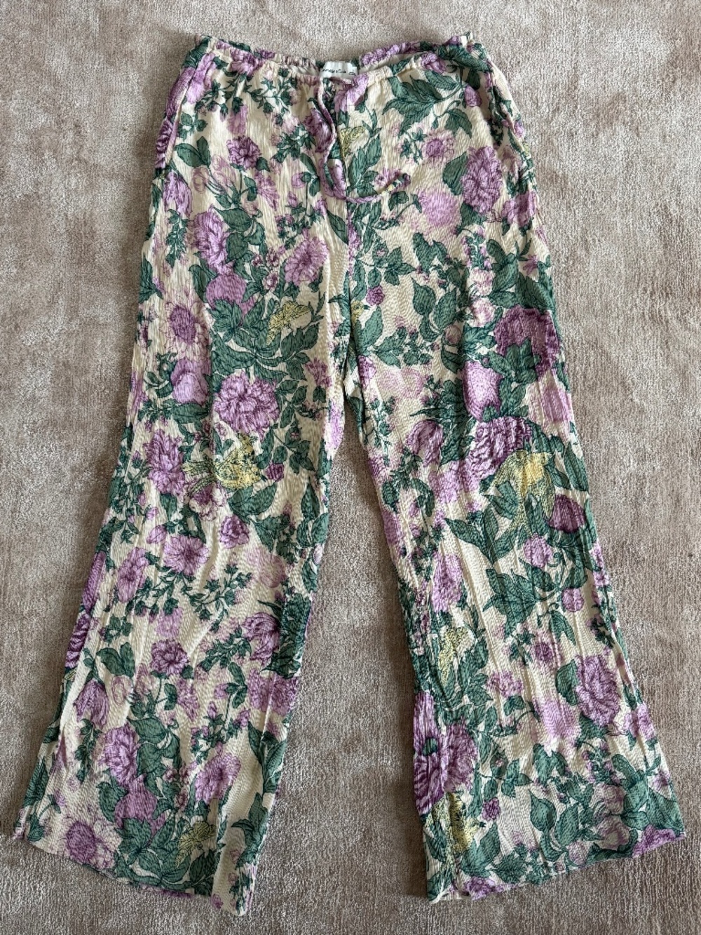 Abercrombie & Fitch Crinkle Palazzo Floral Pull-On Pant - Picture 2 of 4